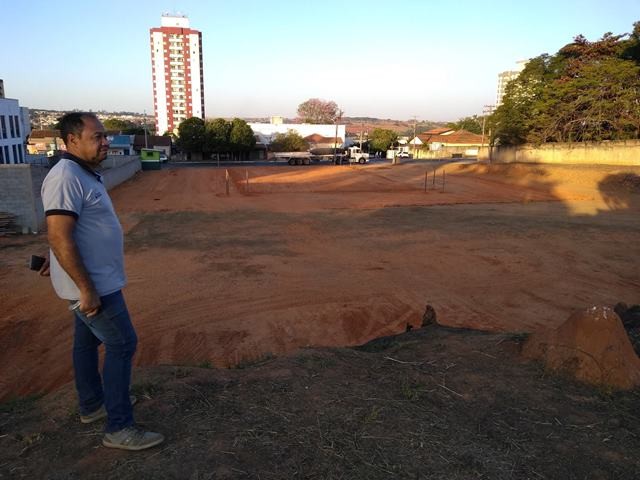 2018720_FOTO- Poneis vistoria início das obras do Centro de Feiras e Eventos (1)